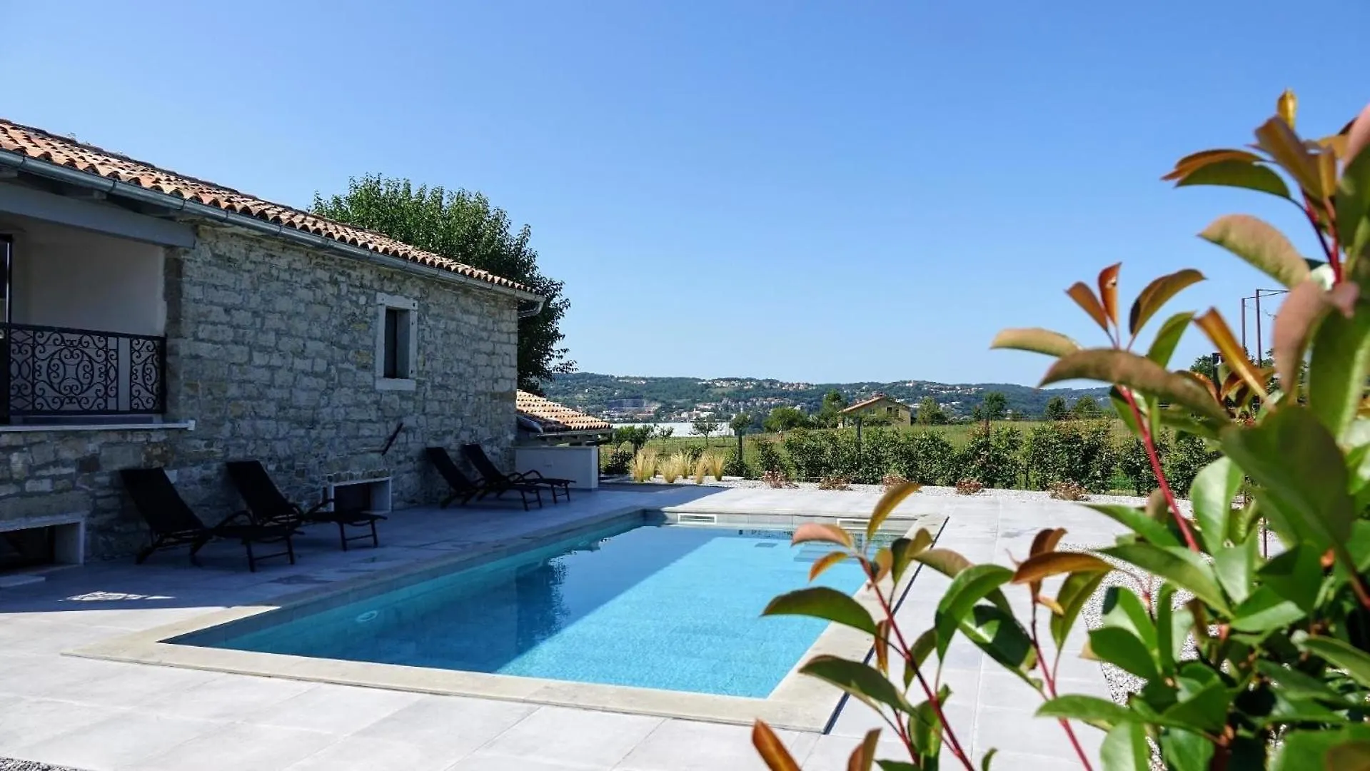 Ferienhaus Mit Privatpool Fuer 6 Personen Ca 57 Qm In Zarecje, Istrien Binnenland Von Istrien Pazin Σπίτι διακοπών